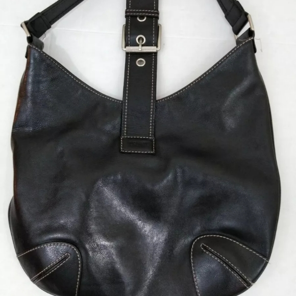 Michael Kors Handbags - Michael kors Vtg black leather satchel